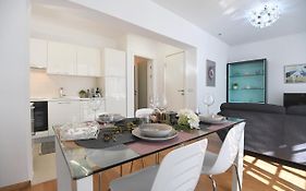 Apartment Lari