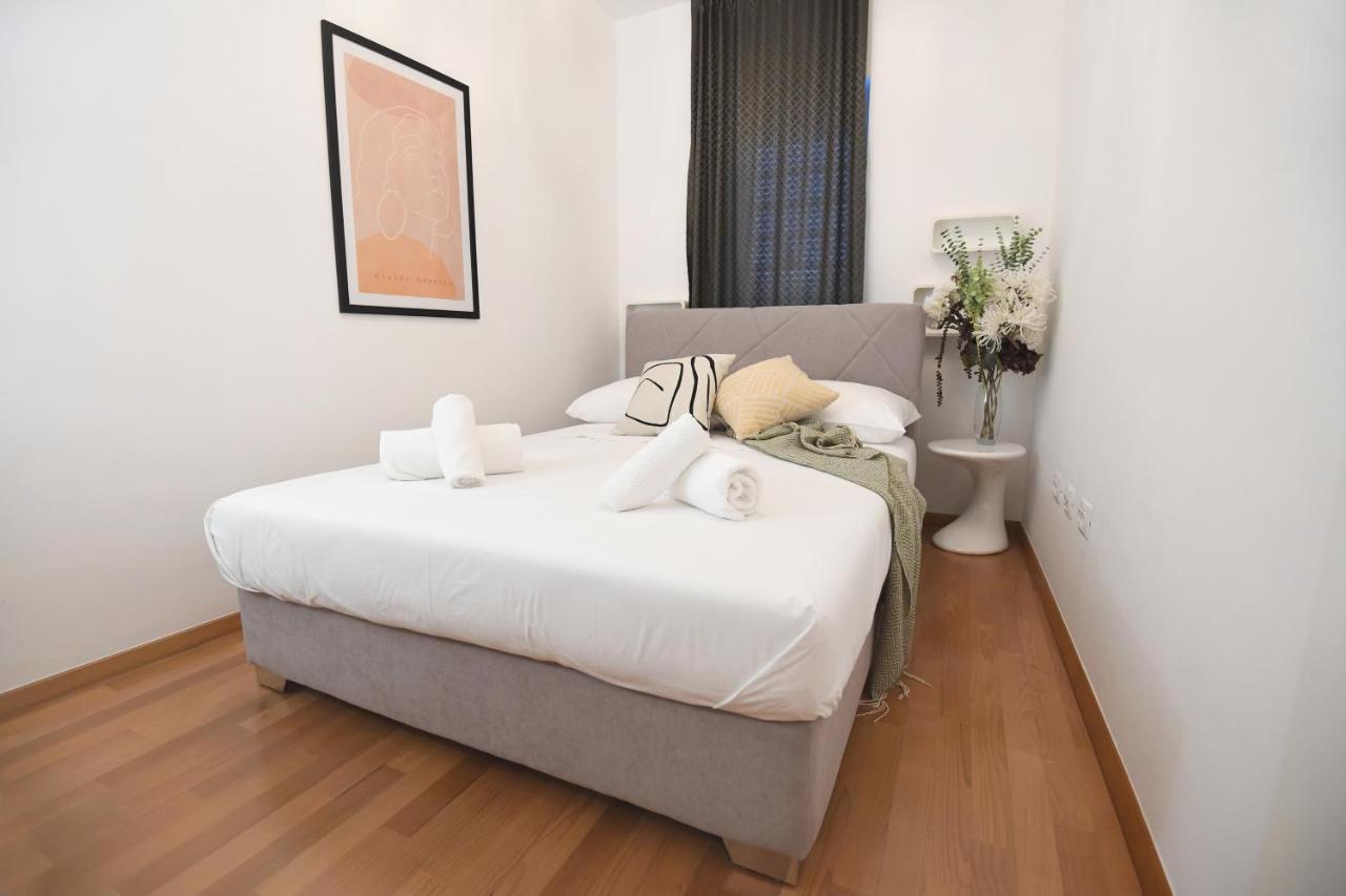 Apartment Lari Zara Esterno foto